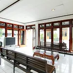 Hotel Limaran 1