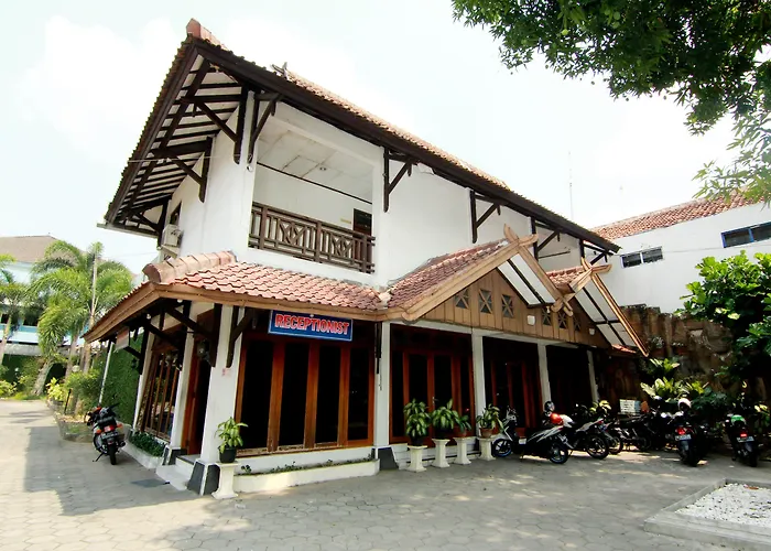 Hotel Limaran 1