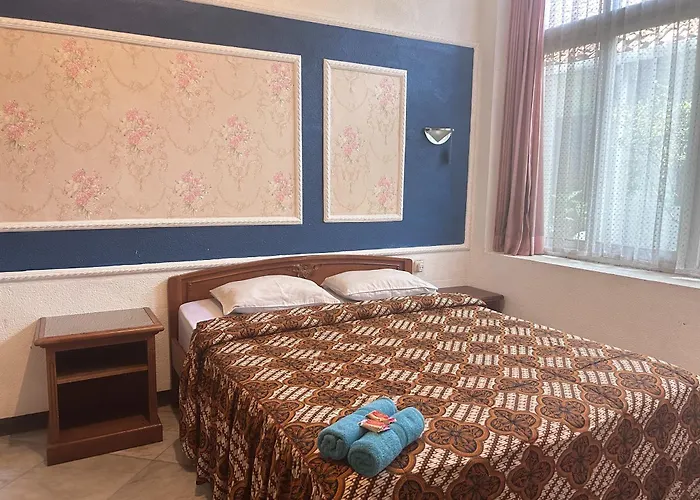 Hotel Limaran 1