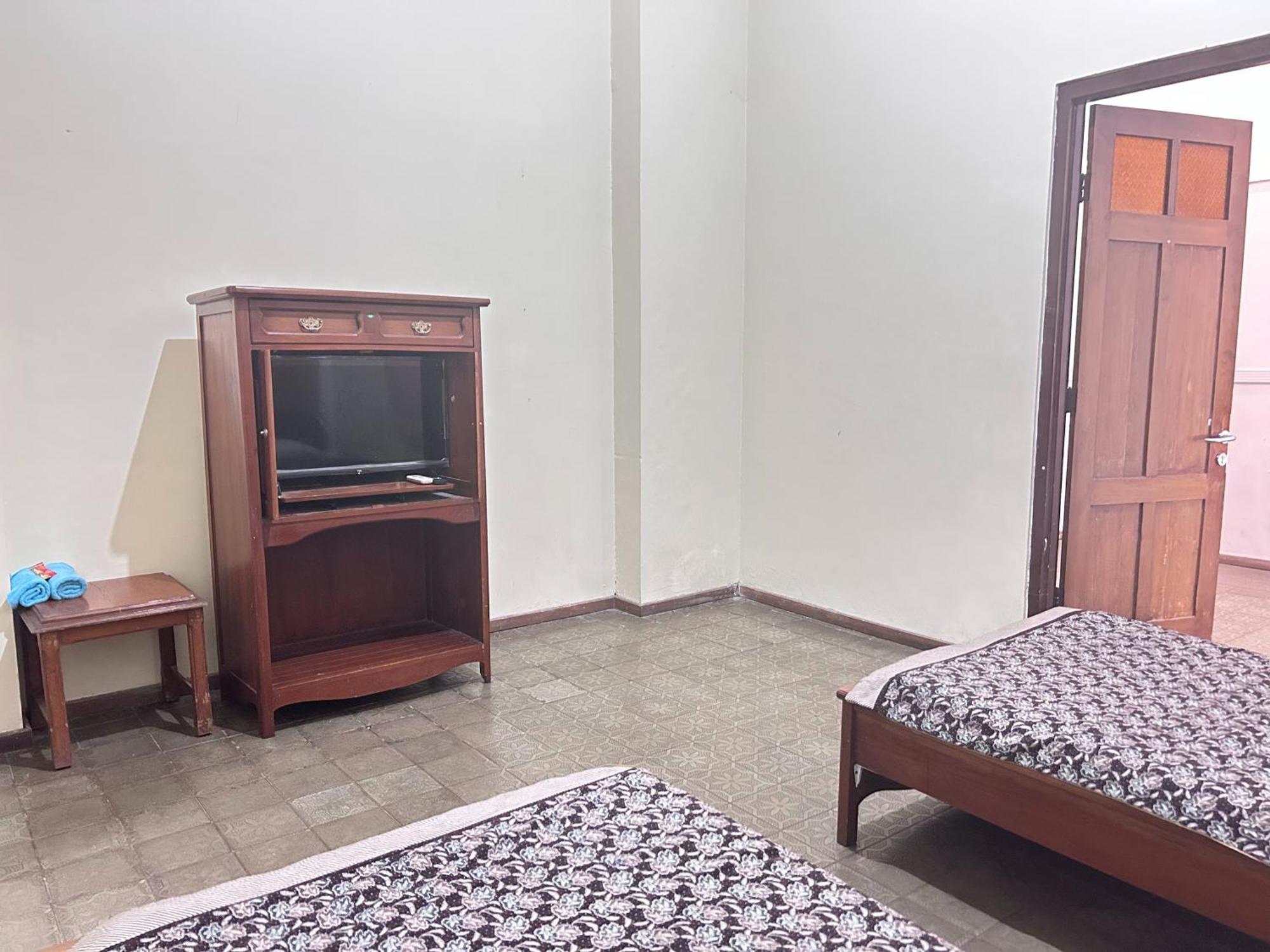 Hotel Limaran 1 3*